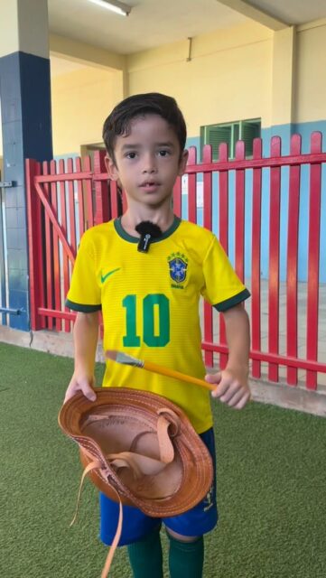 Junho chegou… e com ele a alegria do nosso Arraiá do Auxiliadora! 🌽🎶✨

Os pequenos do Nível 5 da Educação Infantil já estão no ritmo da festa e prepararam um convite especial para toda a nossa comunidade educativa. Afinal, quando a sanfona toca, ninguém fica parado! 💃🕺

No dia 20 de junho, esperamos você para celebrar conosco o tema:

“Cultura Nordestina: expressão de identidade, fé e esperança.” ❤️💛💚

Será um dia  de muita animação, apresentações, comidas típicas e valorização das riquezas do nosso Nordeste.

Prepare o traje junino e venha viver essa grande festa com a gente! 🤠🌵🎊

#ArraiaDoAuxiliadora2026 #CulturaNordestina #IdentidadeFeEsperanca #InstitutoMariaAuxiliadora FestaJunina