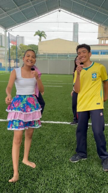 📢 O 9º ano tem um recado importante para você!

No dia 20 de junho, às 16h, o Arraiá do Auxiliadora vai reunir duas grandes paixões: ⚽ Copa do Mundo e 🌽 São João!

E a disputa promete ser emocionante! Além de muita animação, comidas típicas, forró e diversão para toda a família, teremos as tradicionais competições de quadrilha junina.

Será que o 9º ano vai conquistar o título e se tornar TRIcampeão? 🏆🤠

Venha torcer, celebrar a cultura nordestina e viver essa grande festa com a gente!

#ArraiáDoAuxiliadora #CulturaNordestina #SãoJoão #InstitutoMariaAuxiliadora