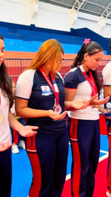 De volta para mais um semestre de aprendizado, crescimento e novas conquistas! 💙✨

Nossa acolhida foi marcada por momentos especiais: homenageamos os estudantes que representaram com dedicação e orgulho o Instituto Maria Auxiliadora no Nordestão Salesiano, em Aracaju, celebrando o empenho e as conquistas de nossos atletas. 🏅

Também vivemos a tradicional Bênção das Mochilas, confiando a Deus este novo semestre e pedindo que Ele acompanhe cada estudante, educador e colaborador com sabedoria, proteção e esperança.

Que este seja um tempo de muitos aprendizados, amizades, desafios superados e sonhos realizados. Sejam todos bem-vindos! 💙📚🙏

#InstitutoMariaAuxiliadora #VoltaÀsAulas #Acolhida #FamíliaSalesiana #EducaçãoQueTransforma