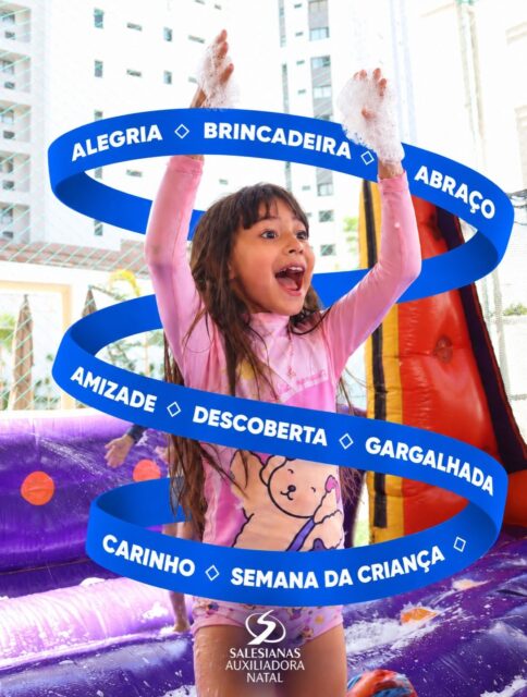 Teve dia de pijama, de baladinha, de bolhas de sabão e de piscina, teve fantasia, penteado diferente, pipoca, algodão doce e muita risada espalhada pelos corredores na nossa Semana da Criança.
Cada foto aqui guarda um pedacinho dessa semana: o olhar de quem estava descobrindo, o abraço que veio sem avisar, o sorriso sujo de espuma de quem não queria que acabasse. São cenas pequenas, mas são elas que as crianças vão levar na memória (e nós, na galeria do celular). 🎈